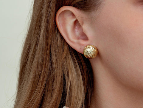 18k Gold Round Earrings, Gold Jewelry, Gifts for Her, Statement Earrings, Lightweight Earrings, Gifts for Her Bridal jewelry, ERG428