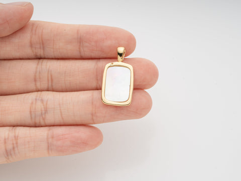 White Mother Of Pearl Pendant,Gold MOP Charm ,Dainty Mother Of Pearl charm,CPG303