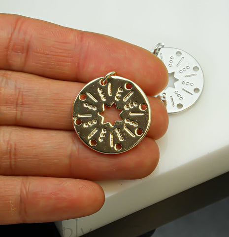 Gold or Silver Star Cut-out Pattern Round Pendant, 22mm, star cut-out pendant, 1 pc or 10 pcs, WHOLESALE,CPG187,CPS187