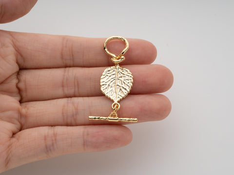 Gold leaf toggle clasp, textured toggle. gold leaf connector, leaf O bar clasp, CPG2110