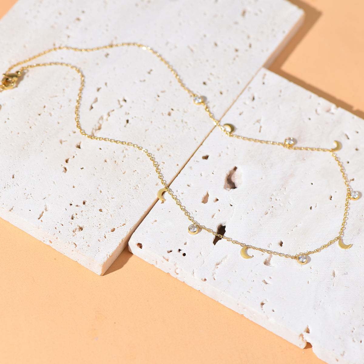 Gold-Plated Moon Stainless Steel Necklace: Gold