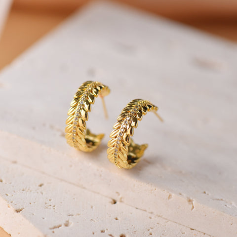 Gold Huggie Post Back Earring, Round Chevron Design Huggie Earring, FJ1-329