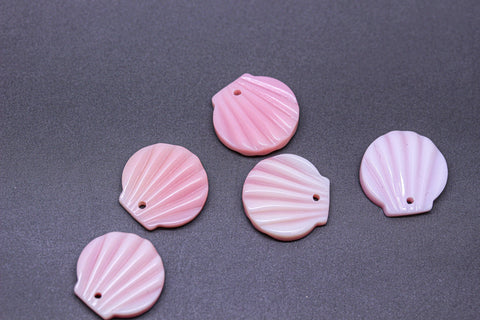 -2 pcs of Natural Queen Conch 12mm Shell Charms, Pendant, 1 pcs or 10 pcs, Sea Shell, Ocean Theme Jewelry, WHOLESALE