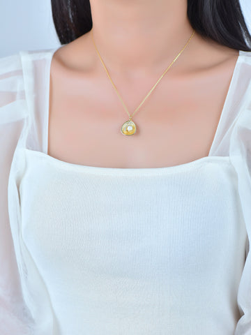 Gold Shell Charm With A Fresh Water Pearl Inside, Micro Pave Pearl Shell Charm,CPG336