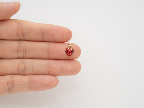Dainty Mini Strawberry Charm,Small Strawberry Gold Charm,Strawberry Charm For Jewelry Making, 1 pc,, WHOLESALE,CPG580