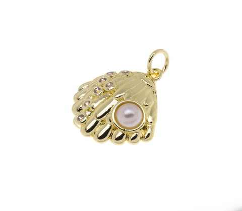 Gold Or Silver Clam Shell Charm,CZ Clasm Shell Charm,Small Gold Or Silver Sealife Shell Charms,1 pc,5pcs or 10 pcs,CPG1118-CPS1118