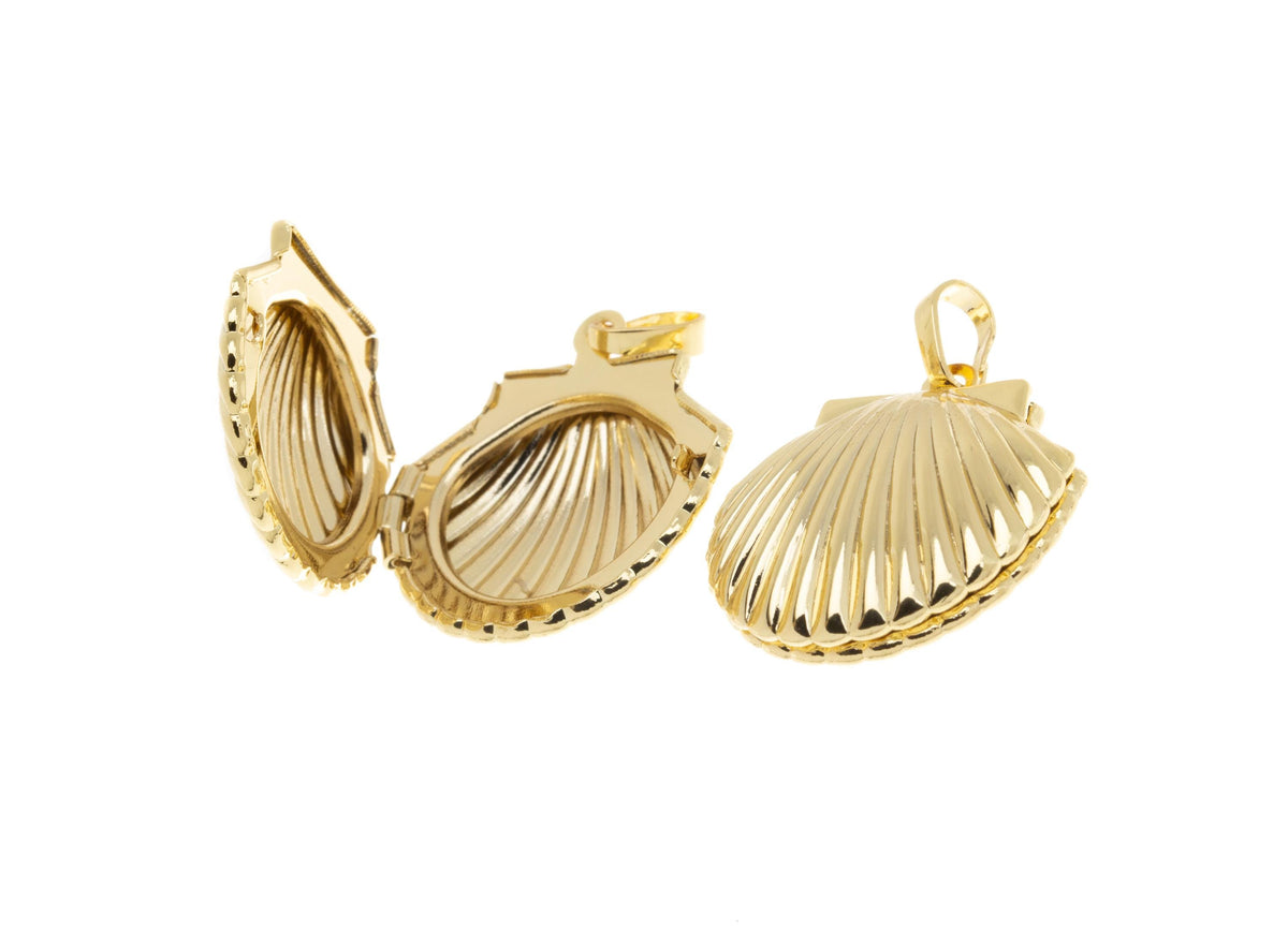 Clam Shell Locket Charm,Gold Clam Shell Locket Pendant,Seashell Locket Charm,Shiny gold Locket Clam Shell Pendant,CPG2129