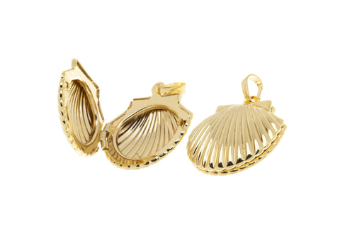 Clam Shell Locket Charm,Gold Clam Shell Locket Pendant,Seashell Locket Charm,Shiny gold Locket Clam Shell Pendant,CPG2129