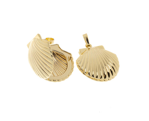 Clam Shell Locket Charm,Gold Clam Shell Locket Pendant,Seashell Locket Charm,Shiny gold Locket Clam Shell Pendant,CPG2129